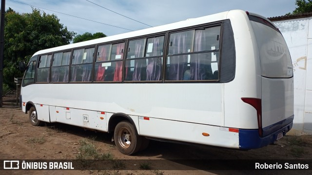 Ônibus Particulares 15 na cidade de Vitória da Conquista, Bahia, Brasil, por Roberio Santos. Número da foto: #12976467.