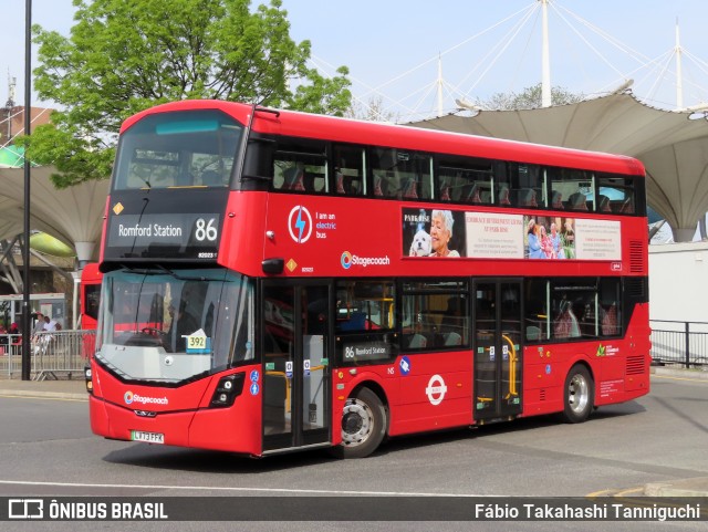 Stagecoach 82023 na cidade de London, Greater London, Inglaterra, por Fábio Takahashi Tanniguchi. Número da foto: #12977061.