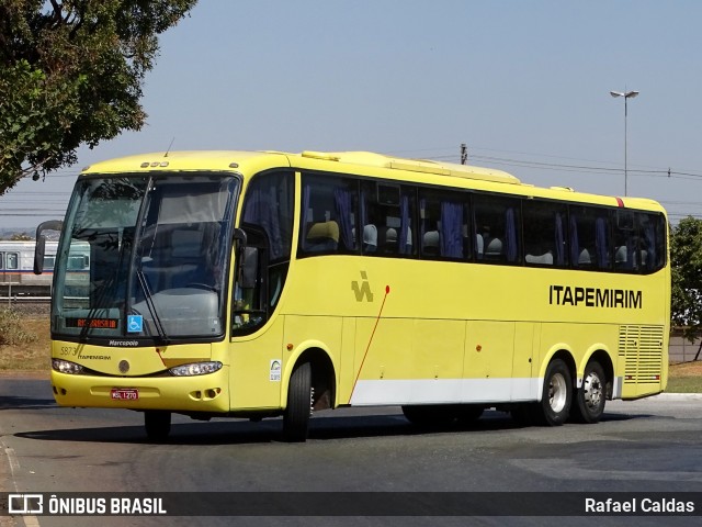 Viação Itapemirim 5873 na cidade de Brasília, Distrito Federal, Brasil, por Rafael Caldas. Número da foto: #12977728.