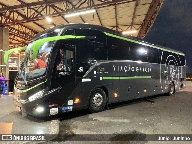 Viação Garcia 92211 na cidade de Londrina, Paraná, Brasil, por Júnior Juninho. Número da foto: #12975700.