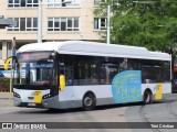De Lijn 2285 na cidade de Brussels, Brussels, Bélgica, por Tôni Cristian. Número da foto: #12977706.