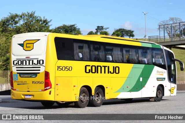 Empresa Gontijo de Transportes 15050 na cidade de São Sebastião da Bela Vista, Minas Gerais, Brasil, por Franz Hecher. Número da foto: #12980804.