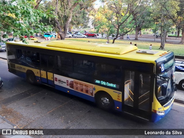 UCOT - Union Cooperativa Obrera de Transporte 109 na cidade de Montevideo, Montevideo, Uruguai, por Leonardo da Silva. Número da foto: #12980435.