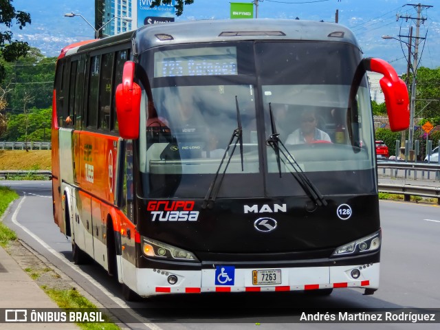 TUASA - Transportes Unidos Alajuelenses 128 na cidade de Mata Redonda, San José, San José, Costa Rica, por Andrés Martínez Rodríguez. Número da foto: #12978197.