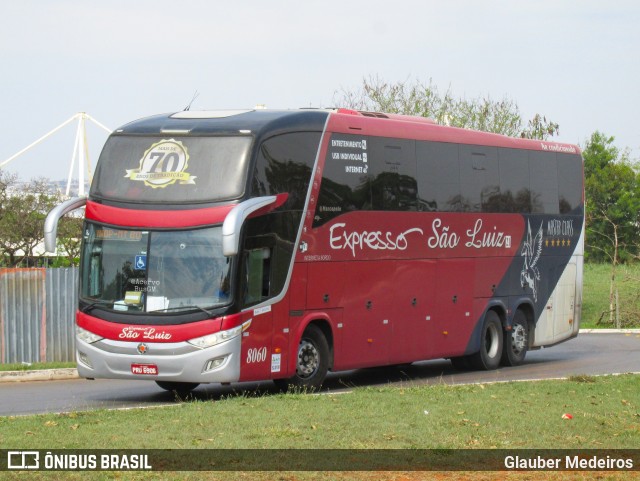 Expresso São Luiz 8060 na cidade de Brasília, Distrito Federal, Brasil, por Glauber Medeiros. Número da foto: #12980658.