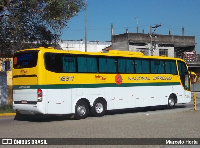 Nacional Expresso 16317 na cidade de São Paulo, São Paulo, Brasil, por Marcelo Horta. Número da foto: #12979500.