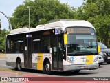 De Lijn 5869 na cidade de Bruges, West Flanders, Bélgica, por Tôni Cristian. Número da foto: #12977998.
