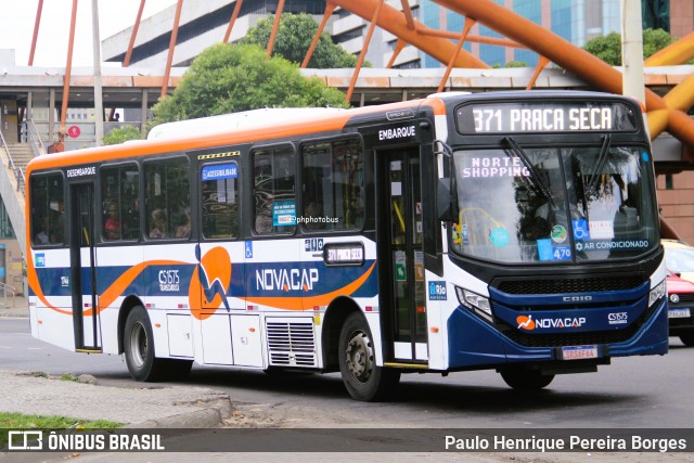 Viação Novacap C51575 na cidade de Rio de Janeiro, Rio de Janeiro, Brasil, por Paulo Henrique Pereira Borges. Número da foto: #12981896.