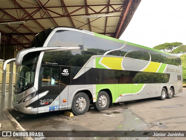 Brasil Sul Linhas Rodoviárias 3608 na cidade de Londrina, Paraná, Brasil, por Júnior Juninho. Número da foto: #12982247.