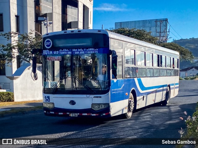Inversiones La Tapachula 297 na cidade de Pozos, Santa Ana, San José, Costa Rica, por Sebas Gamboa. Número da foto: #12983471.