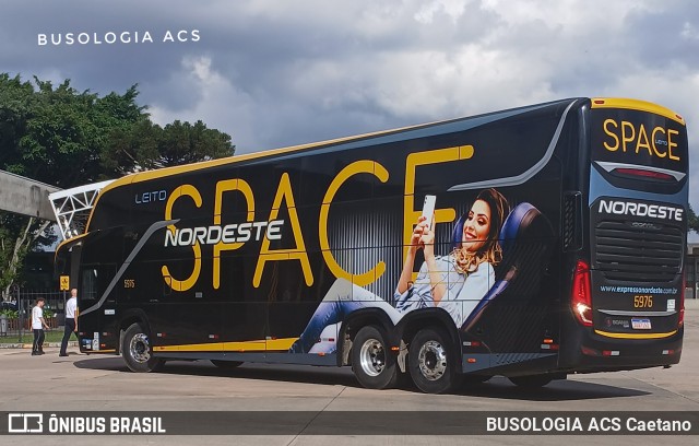Expresso Nordeste 5976 na cidade de Curitiba, Paraná, Brasil, por BUSOLOGIA ACS Caetano. Número da foto: #12981743.
