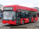 First Bus WKE37104 na cidade de Weybridge, Surrey, Inglaterra, por Fábio Takahashi Tanniguchi. Número da foto: #12982634.