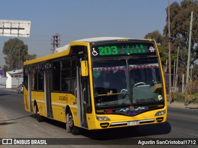 Azul Sata 4325 na cidade de Quilmes, Quilmes, Buenos Aires, Argentina, por Agustin SanCristobal1712. Número da foto: #12984909.