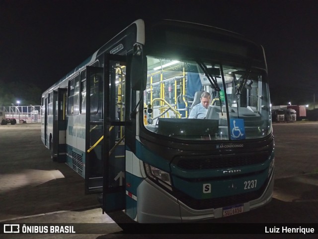 Viação Jacareí 2237 na cidade de Santa Isabel, São Paulo, Brasil, por Luiz Henrique. Número da foto: #12985566.