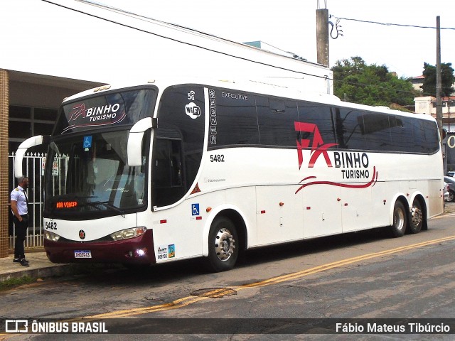 Fabinho Turismo 5482 na cidade de Três Corações, Minas Gerais, Brasil, por Fábio Mateus Tibúrcio. Número da foto: #12985693.