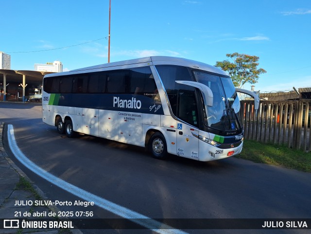 Planalto Transportes 2505 na cidade de Porto Alegre, Rio Grande do Sul, Brasil, por JULIO SILVA. Número da foto: #12984756.