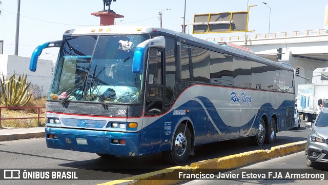 Turismo Rey Neza 060 na cidade de Ecatepec de Morelos, Estado de México, México, por Francisco Javier Esteva FJA Armstrong. Número da foto: #12984858.
