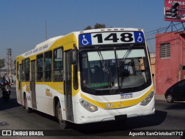 El Nuevo Halcon 189 na cidade de Quilmes, Quilmes, Buenos Aires, Argentina, por Agustin SanCristobal1712. Número da foto: #12984960.