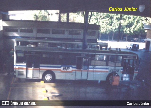 HP Transportes Coletivos 2055 na cidade de Goiânia, Goiás, Brasil, por Carlos Júnior. Número da foto: #12986924.