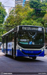 Autoviária Paraense AV-99203 na cidade de Belém, Pará, Brasil, por James Marttinns. Número da foto: #:id.