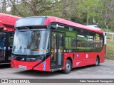 Stagecoach 46033 na cidade de Weybridge, Surrey, Inglaterra, por Fábio Takahashi Tanniguchi. Número da foto: #12985778.