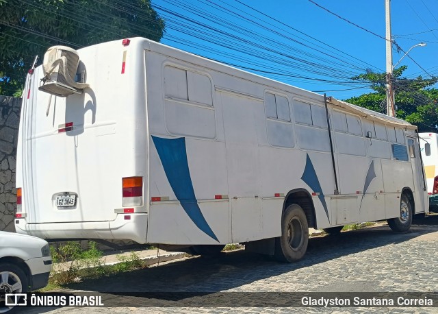 Ônibus Particulares 3845 na cidade de Aracaju, Sergipe, Brasil, por Gladyston Santana Correia. Número da foto: #12990192.