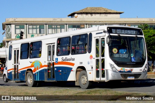 Auto Viação Salineira 709 na cidade de Cabo Frio, Rio de Janeiro, Brasil, por Matheus Souza. Número da foto: #12989598.