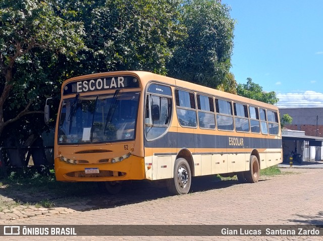 Escolares 62 na cidade de Ji-Paraná, Rondônia, Brasil, por Gian Lucas  Santana Zardo. Número da foto: #12988307.