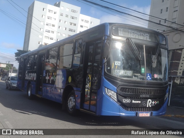 Radial Suzano 1250 na cidade de Suzano, São Paulo, Brasil, por Rafael Lopes de Oliveira. Número da foto: #12988864.