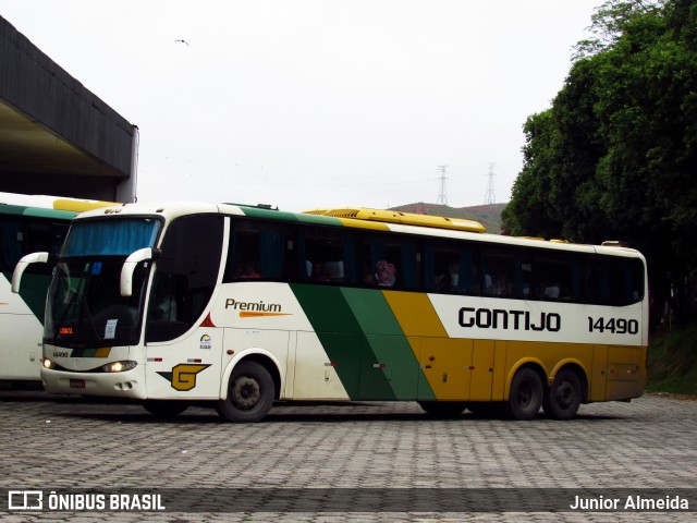 Empresa Gontijo de Transportes 14490 na cidade de Governador Valadares, Minas Gerais, Brasil, por Junior Almeida. Número da foto: #12989641.