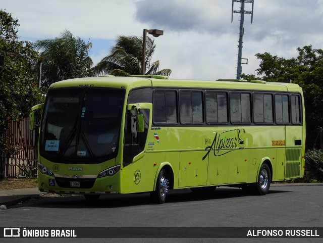 Hermanos Alpizar 186 na cidade de Alajuela, Alajuela, Alajuela, Costa Rica, por Alfonso Russell. Número da foto: #12988814.