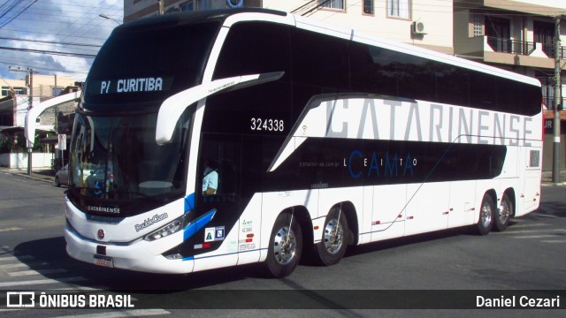Auto Viação Catarinense 324338 na cidade de Balneário Camboriú, Santa Catarina, Brasil, por Daniel Cezari. Número da foto: #12990921.