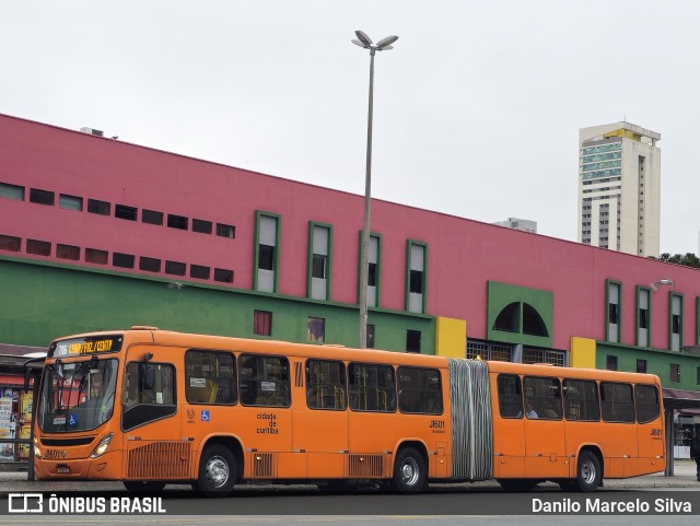 Expresso Azul JI601 na cidade de Curitiba, Paraná, Brasil, por Danilo Marcelo Silva. Número da foto: #12991556.