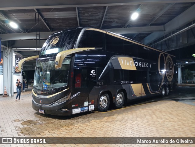 Viação Garcia 96011 na cidade de Resende, Rio de Janeiro, Brasil, por Marco Aurélio de Oliveira. Número da foto: #12990423.
