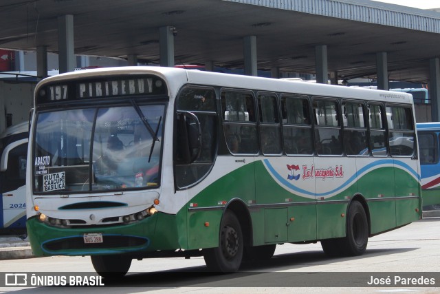 Empresa de Transporte La Caacupeña S.A. 092 na cidade de Asunción, Paraguai, por José Paredes. Número da foto: #12992690.