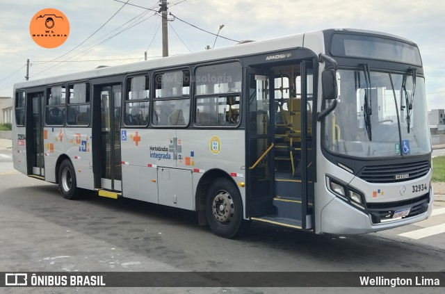 Viação Lira 32934 na cidade de Hortolândia, São Paulo, Brasil, por Wellington Lima. Número da foto: #12990226.