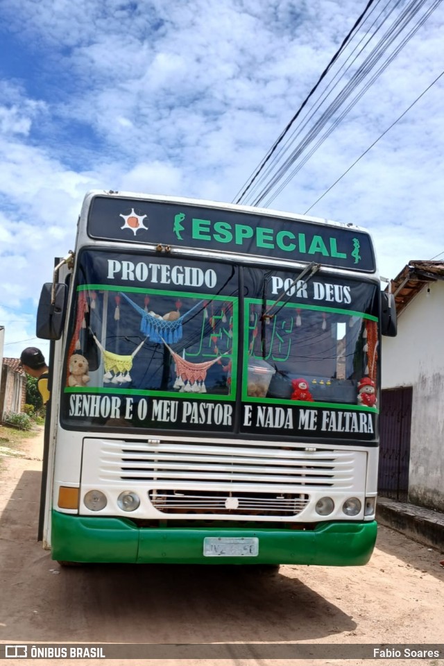 Ônibus Particulares JVZ6550 na cidade de Capanema, Pará, Brasil, por Fabio Soares. Número da foto: #12992286.