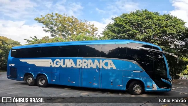 Viação Águia Branca 33490 na cidade de São Paulo, São Paulo, Brasil, por Fábio Paixão. Número da foto: #12991612.