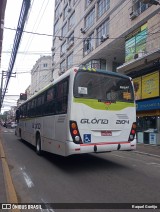Expresso Glória 2104 na cidade de Valença, Rio de Janeiro, Brasil, por Raquel Gontijo. Número da foto: #:id.