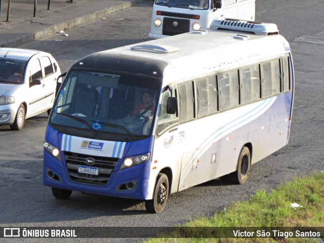Prefeitura Municipal de Nova Itarana 8G12 na cidade de Salvador, Bahia, Brasil, por Victor São Tiago Santos. Número da foto: #12994498.