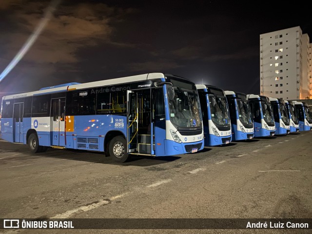 Rápido Araguaia 50.087 na cidade de Goiânia, Goiás, Brasil, por André Luiz Canon. Número da foto: #12995197.
