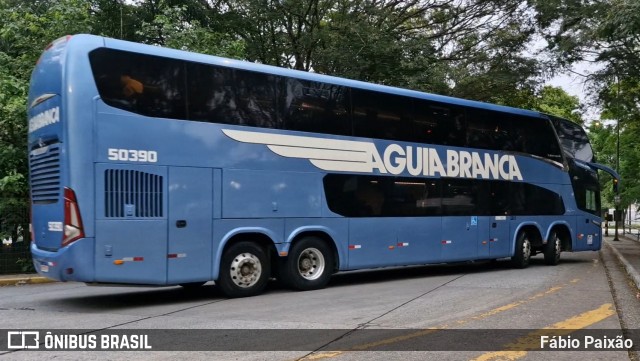 Viação Águia Branca 50390 na cidade de São Paulo, São Paulo, Brasil, por Fábio Paixão. Número da foto: #12993853.