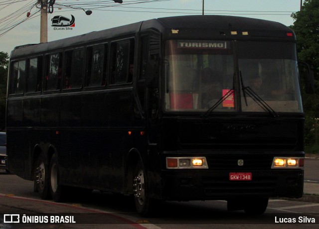 Ônibus Particulares 1303 na cidade de Olinda, Pernambuco, Brasil, por Lucas Silva. Número da foto: #12996318.