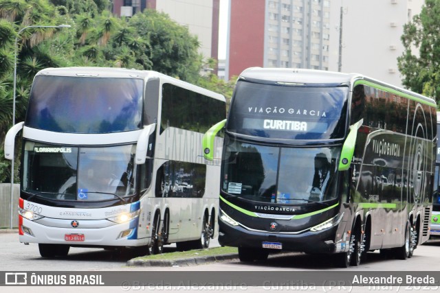 Viação Garcia 96110 na cidade de Curitiba, Paraná, Brasil, por Alexandre Breda. Número da foto: #12995920.