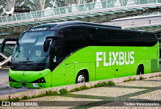 FlixBus 312 na cidade de Lisbon, Lisbon, Portugal, por Tadeu Vasconcelos. Número da foto: #12994229.