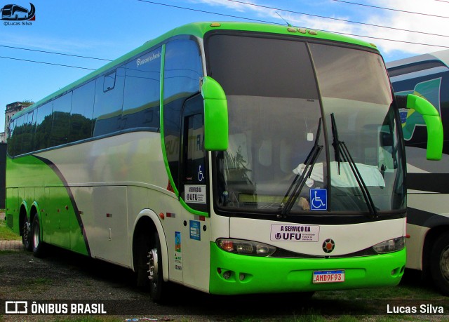 Ônibus Particulares 9F93 na cidade de Olinda, Pernambuco, Brasil, por Lucas Silva. Número da foto: #12996173.