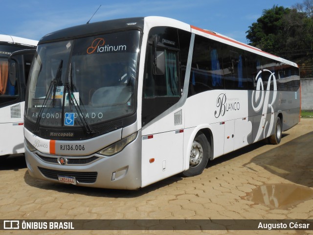 Transportes Blanco RJ 136.006 na cidade de Paracambi, Rio de Janeiro, Brasil, por Augusto César. Número da foto: #12994796.