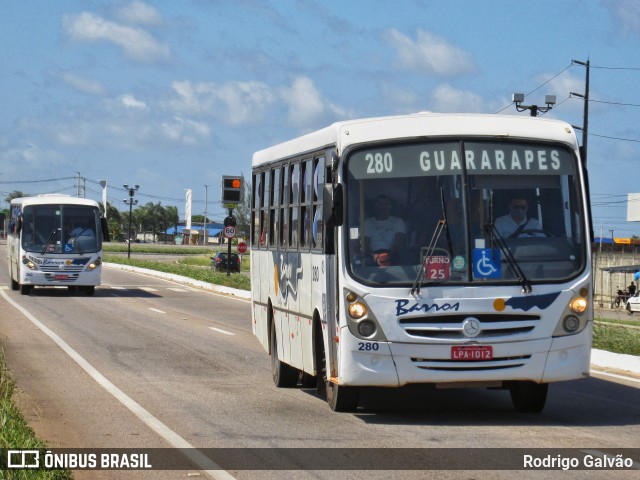 Empresa Barros 280 na cidade de São Gonçalo do Amarante, Rio Grande do Norte, Brasil, por Rodrigo Galvão. Número da foto: #12995877.
