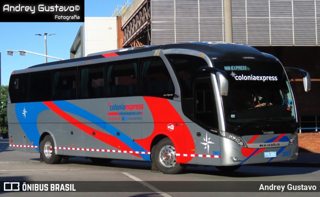 Colonia Express 2015 na cidade de Montevideo, Montevideo, Uruguai, por Andrey Gustavo. Número da foto: #12996105.