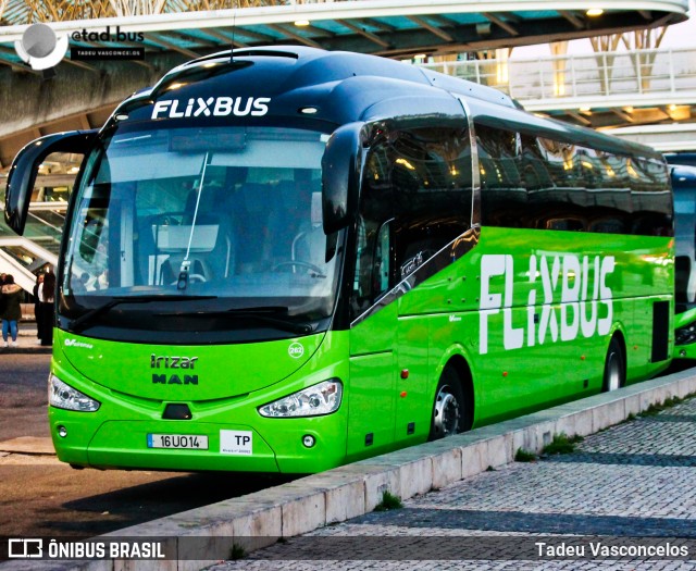 FlixBus 262 na cidade de Lisbon, Lisbon, Portugal, por Tadeu Vasconcelos. Número da foto: #12994216.